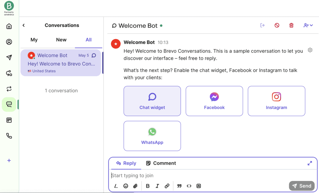 Live chat setup page for CRM platform Brevo. 